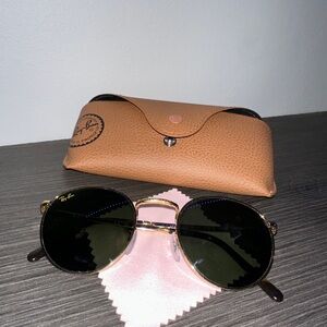 Authentic Ray-Ban New Round Gold/Silver-Green Sunglasses